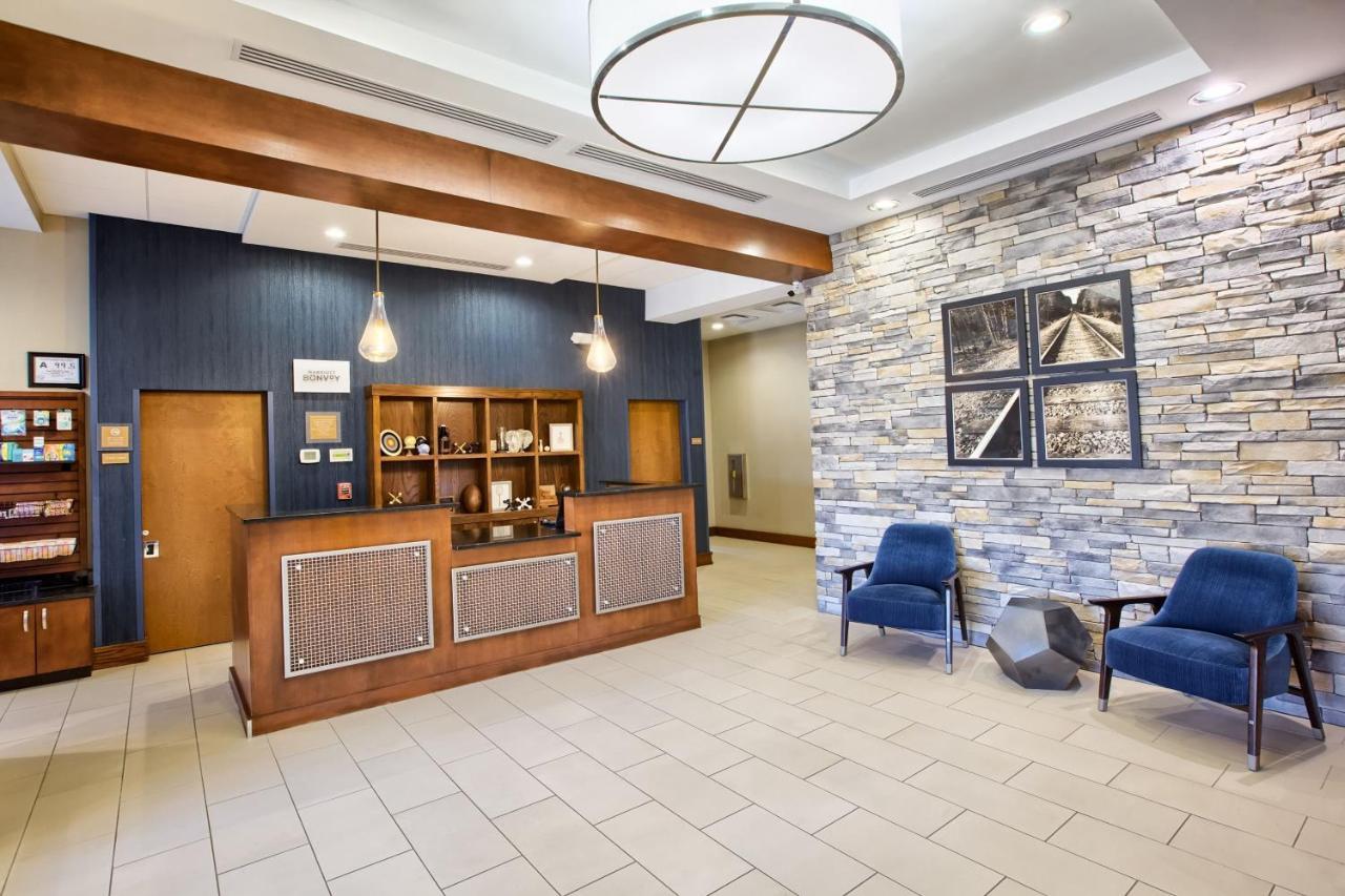 Four Points By Sheraton Raleigh Durham Airport Hotel Morrisville Bagian luar foto